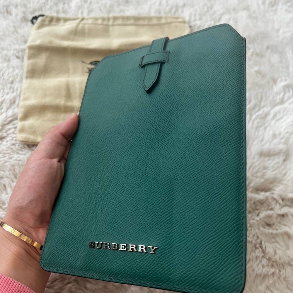 Burberry brand new leather message bag